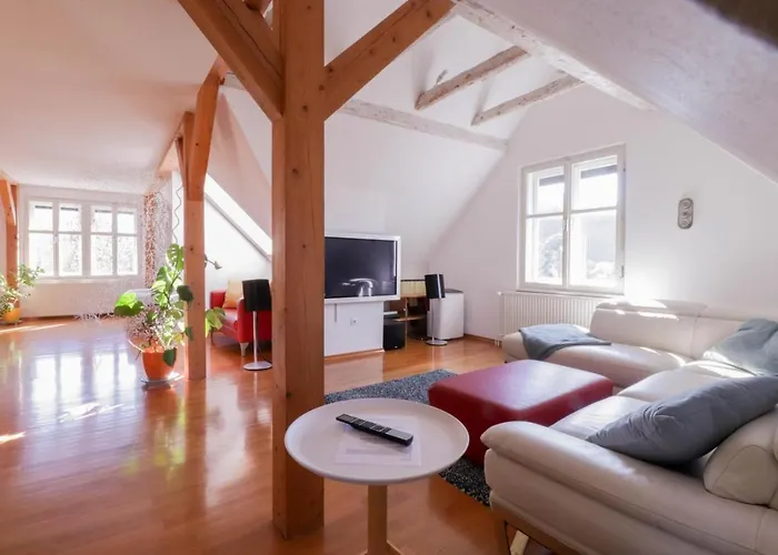 Apartment In The Heart Of With Views *